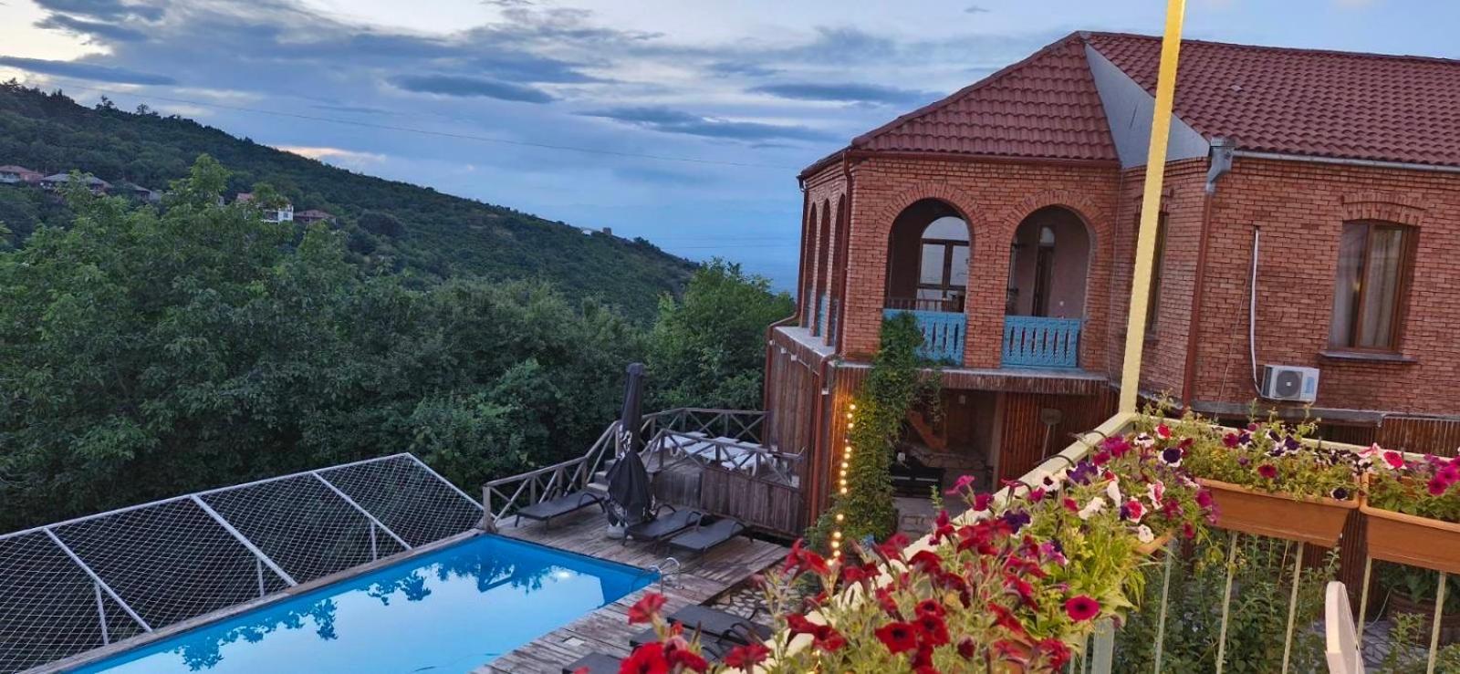 Guest House Marani Сигнахи Екстериор снимка