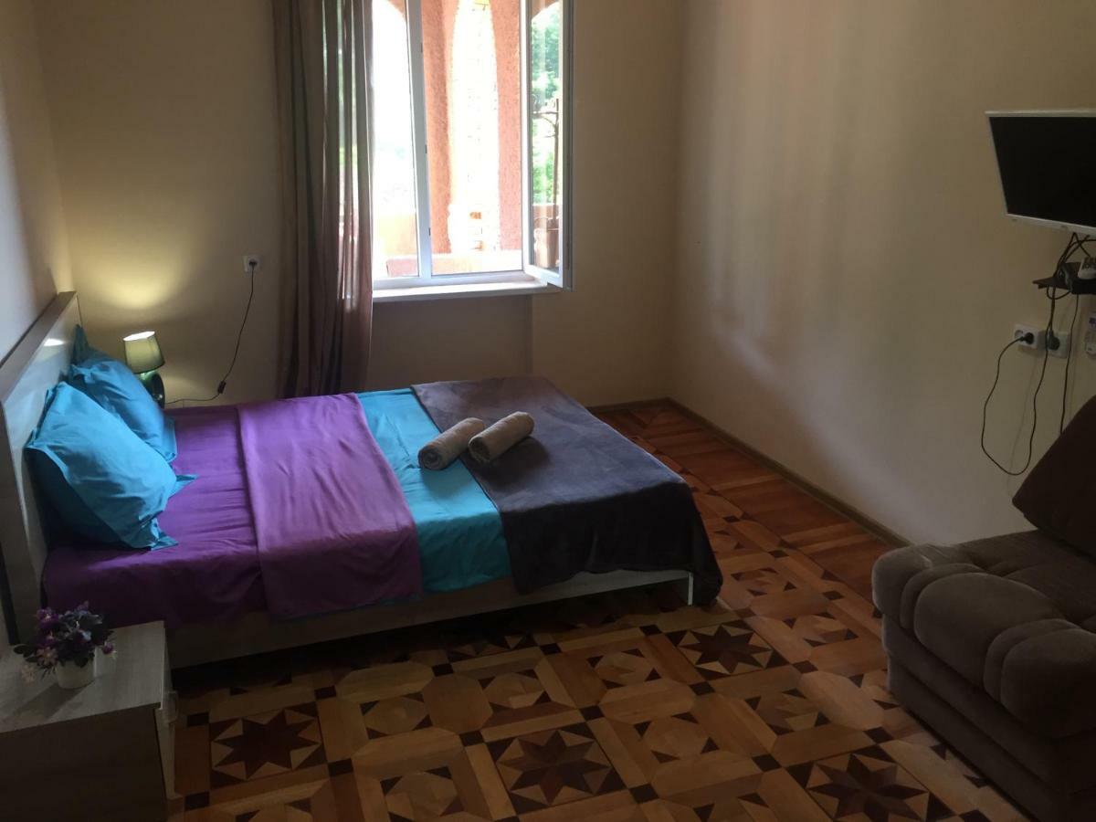 Guest House Marani Сигнахи Екстериор снимка